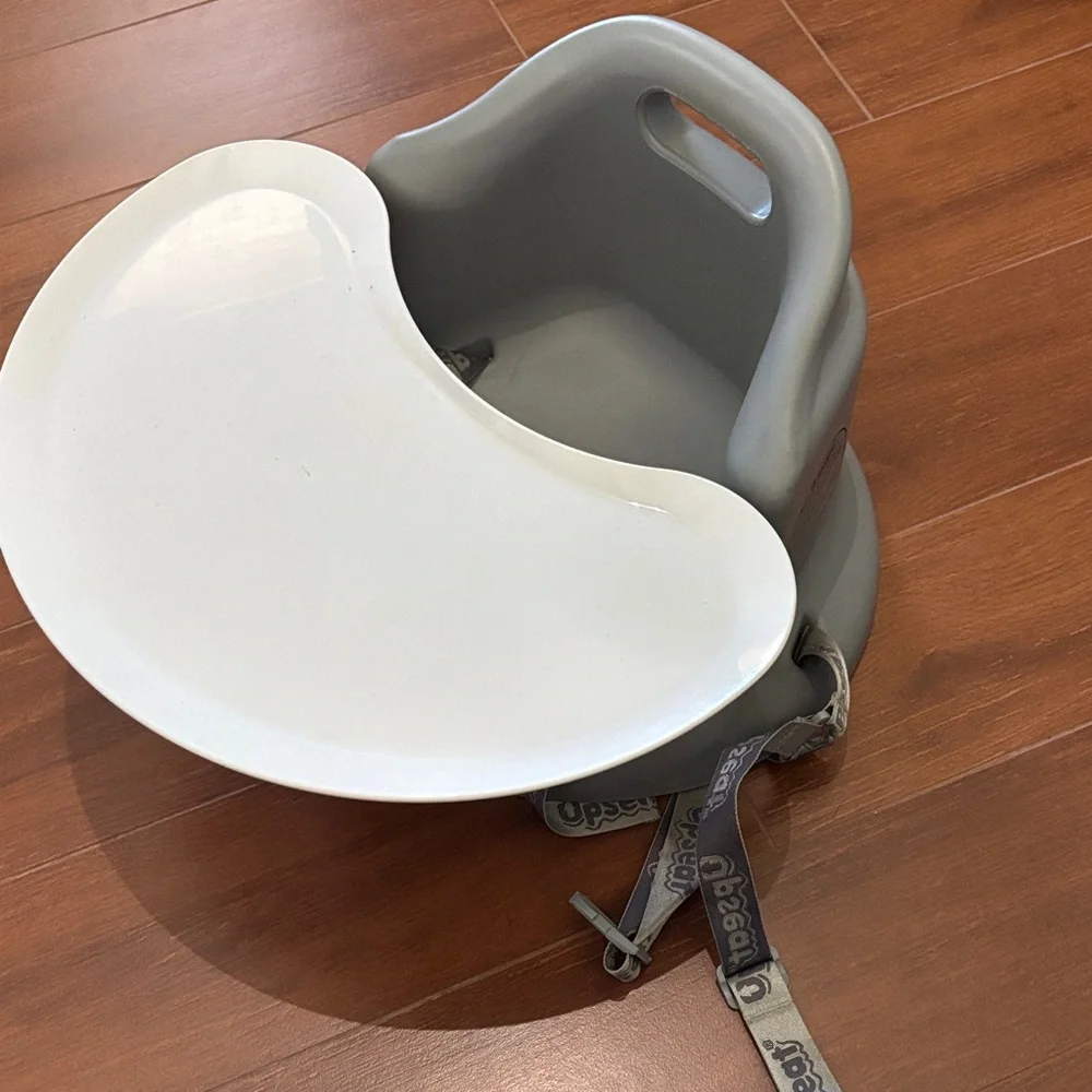 Upseat Gray Baby Floor Seat with White Tray